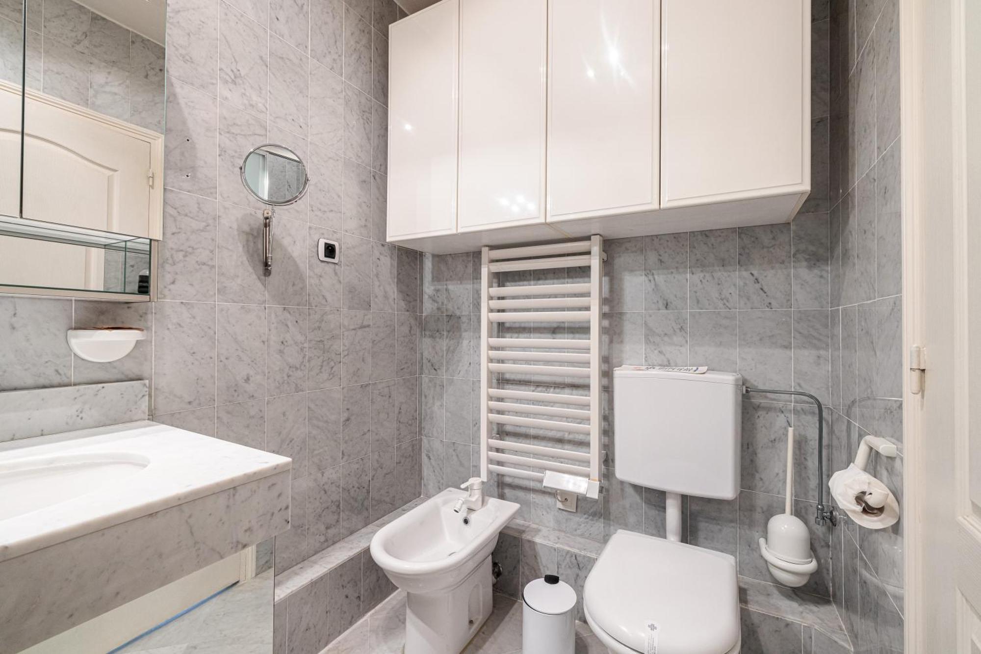 Victoria Bergamote Attic - Happy Rentals Menton Exterior foto
