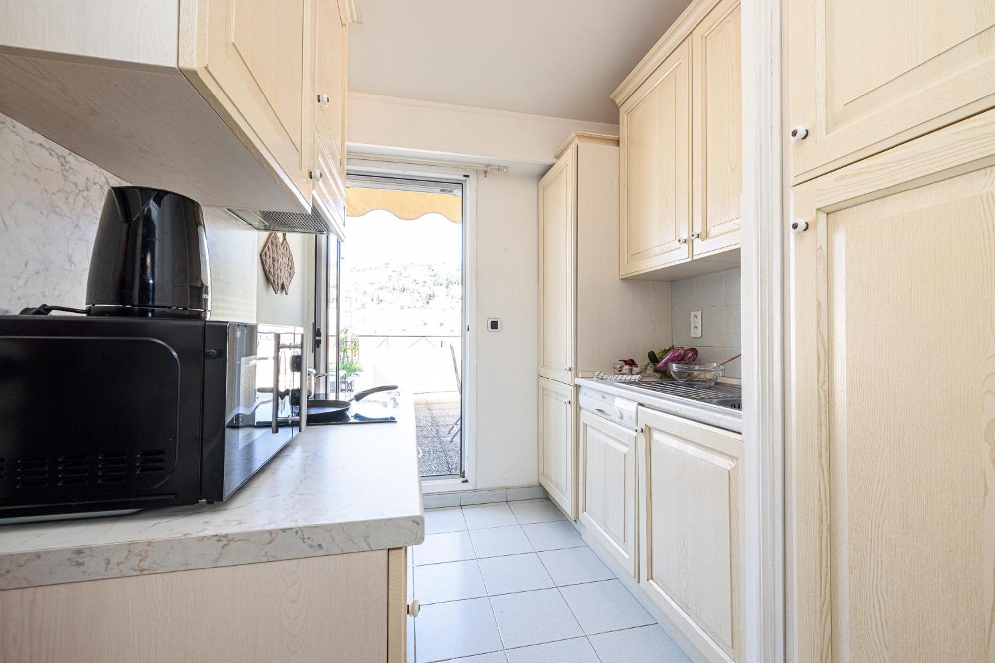 Victoria Bergamote Attic - Happy Rentals Menton Exterior foto